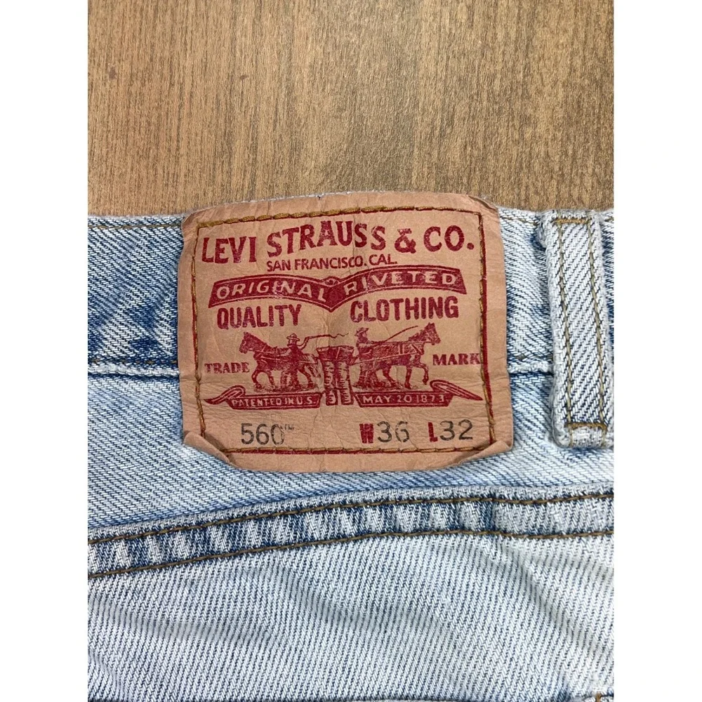 Levis 560 Comfort Fit Jeans‎ Mens 36x32 Light Wash Distressed Denim grunge